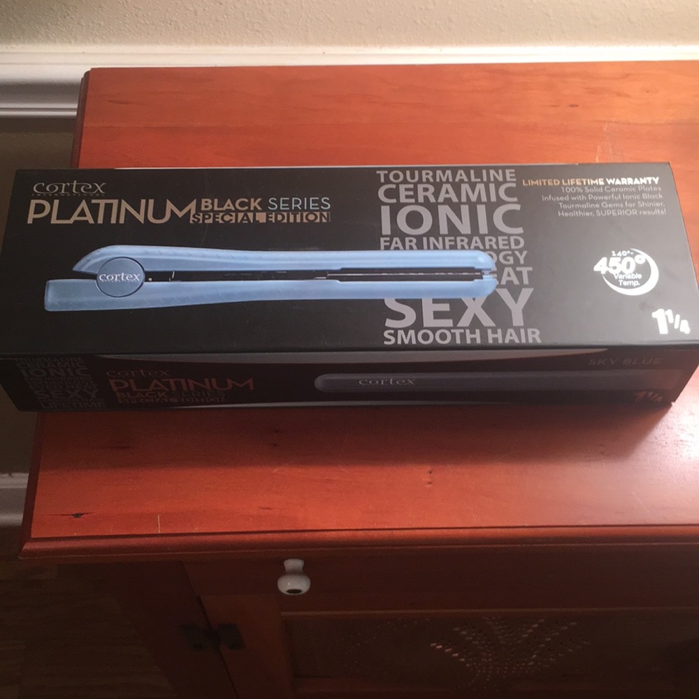 Cortex Platinum Straightener